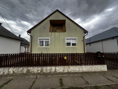 Ház
