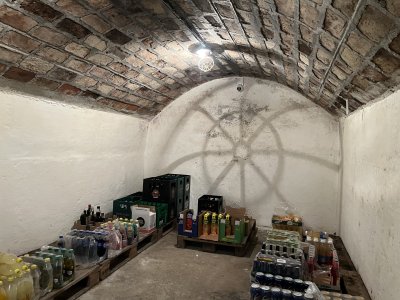 Borozó, söröző, büfé