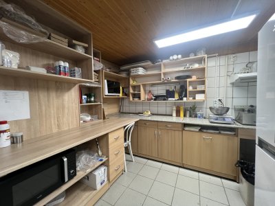 Borozó, söröző, büfé
