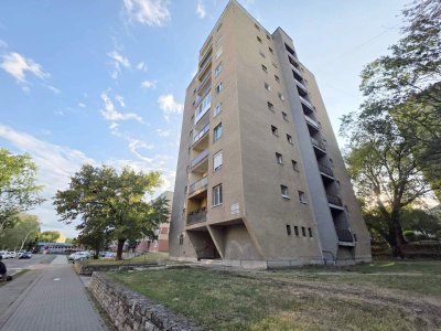 Lakás