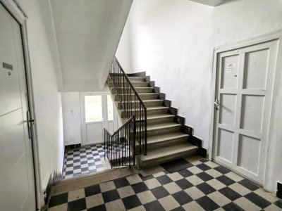 Lakás