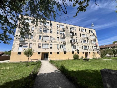Lakás