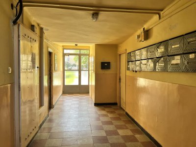 Lakás
