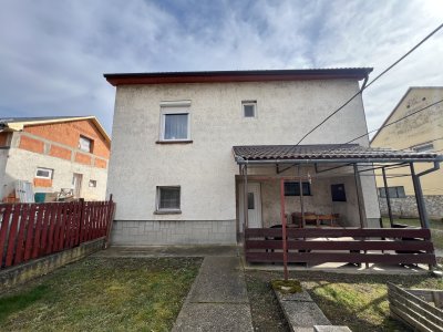 Ház