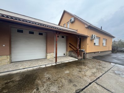 Ház