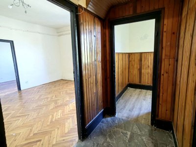 Lakás