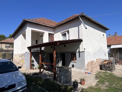 Ház