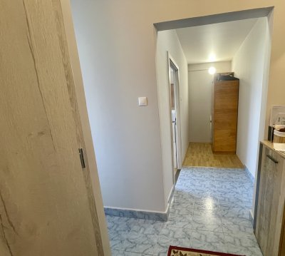 Lakás